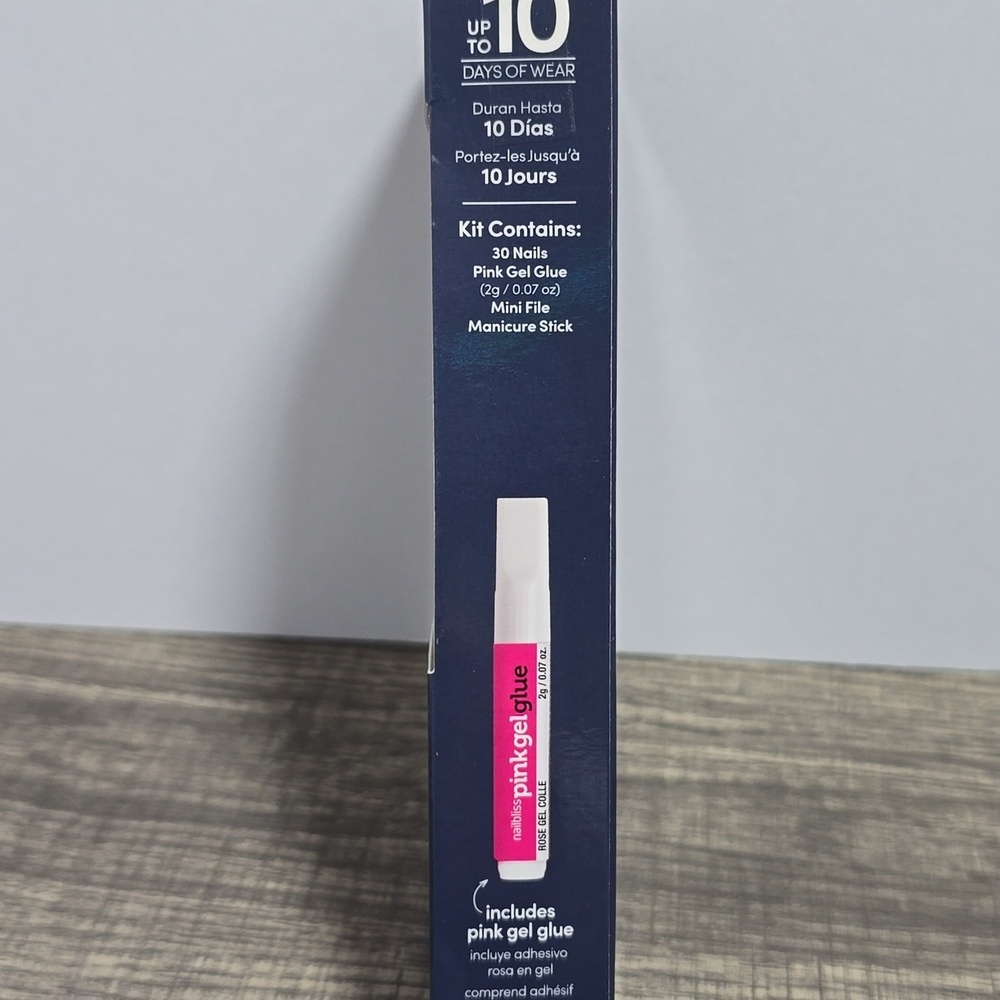 Dashing Diva NailBliss Salon Gel Nails Long Length Brand New Navy Matte - Picture 3 of 4